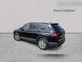 Used Volkswagen Tiguan Allspace 2022 for sale - 78551129: Photo