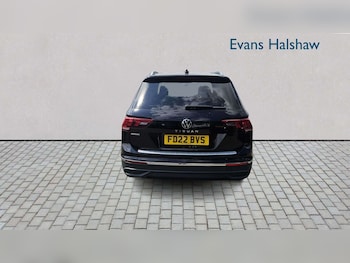 Used Volkswagen Tiguan Allspace 2022 for sale - 78551129: Photo