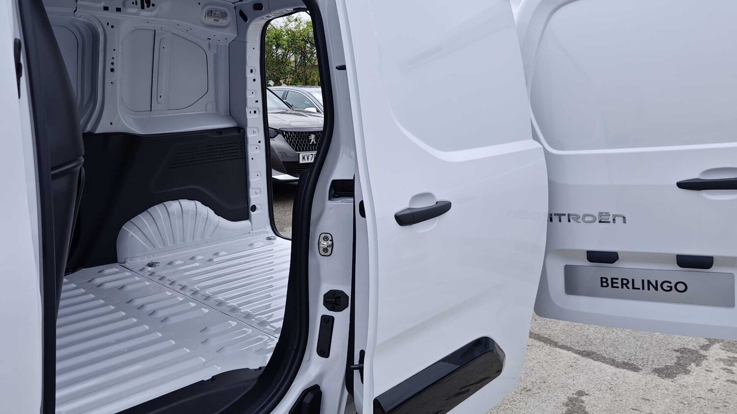 Used Citroen Berlingo for sale - 77857017: Photo 17