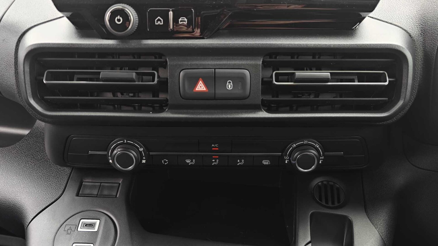 Used Citroen Berlingo for sale - 77857017: Photo 26