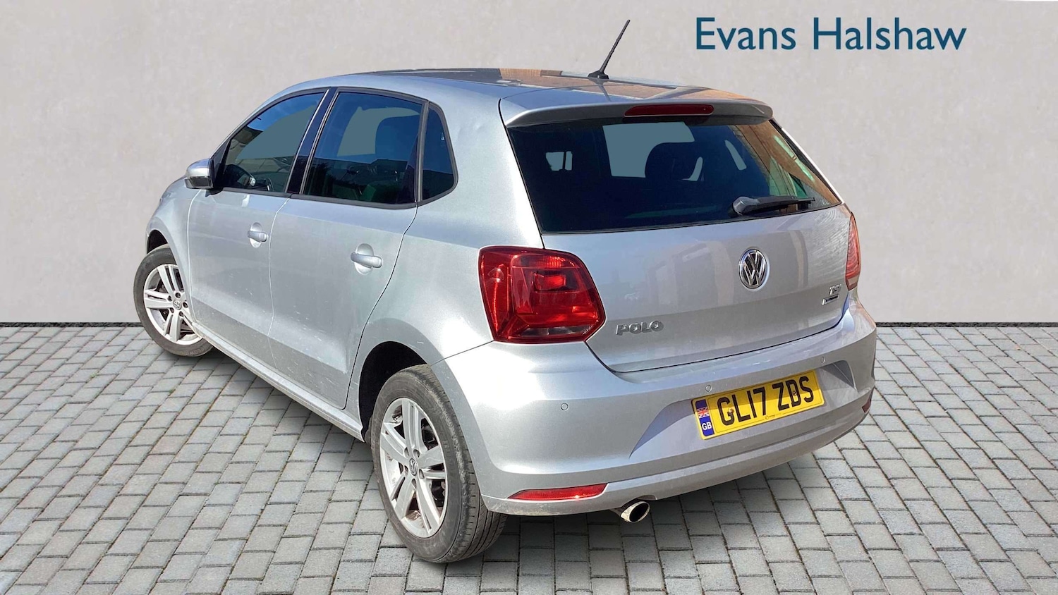 Used Volkswagen Polo for sale - 77861322: Photo 2
