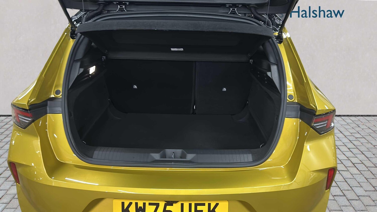 Used Vauxhall Astra for sale - 77861028: Photo 7