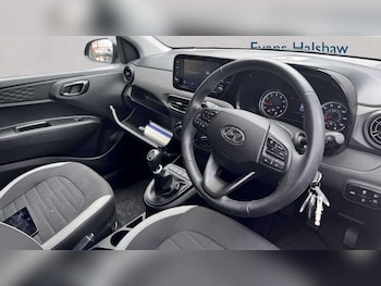 Used Hyundai i10 2023 for sale - 78825159: Photo