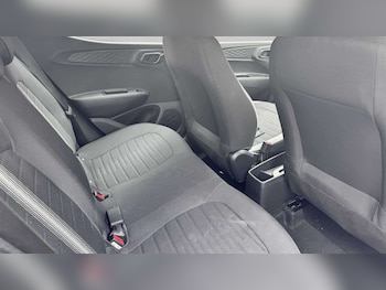 Used Hyundai i10 2023 for sale - 78825159: Photo