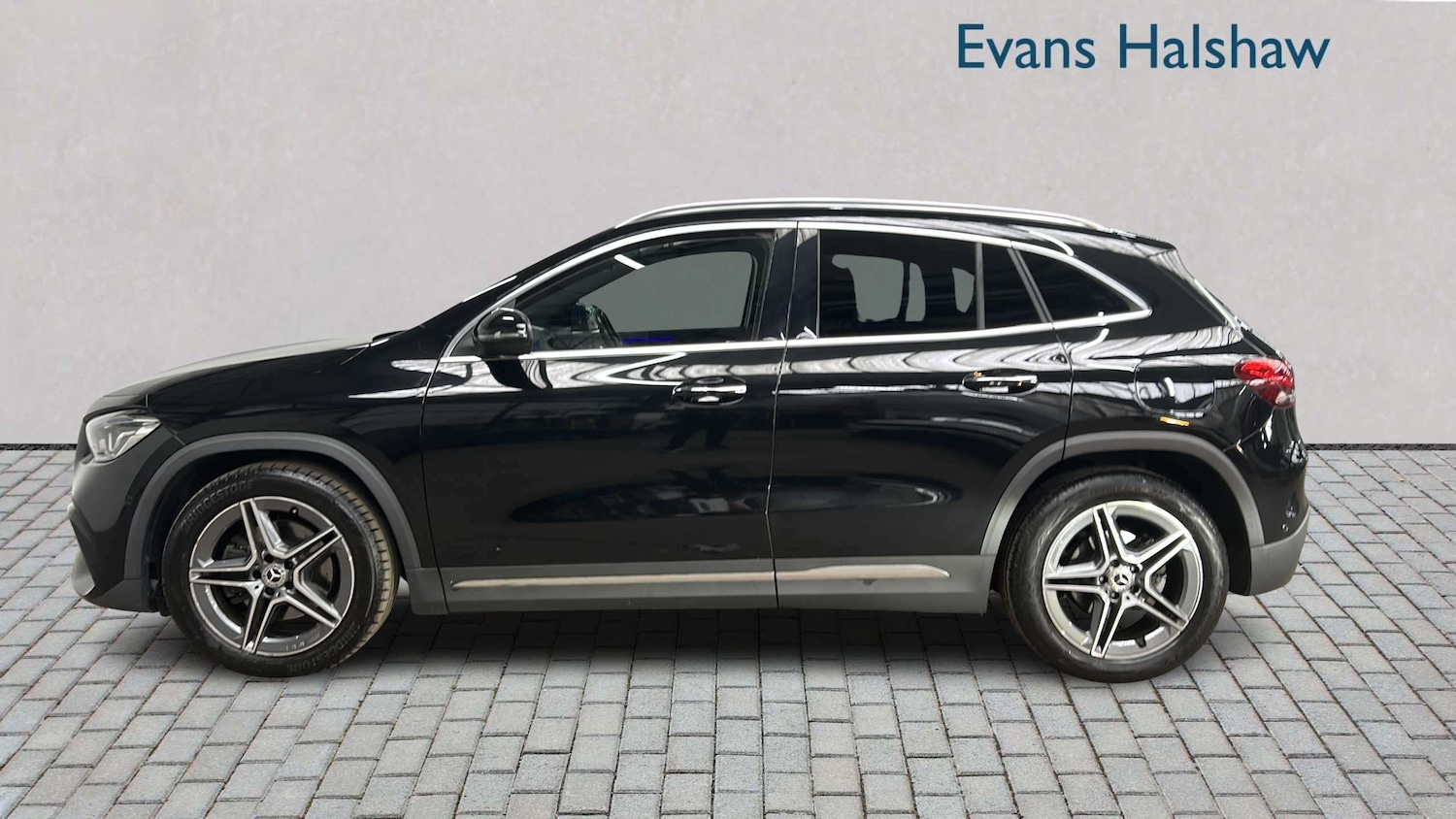 Used Mercedes-Benz GLA for sale - 77861737: Photo 3