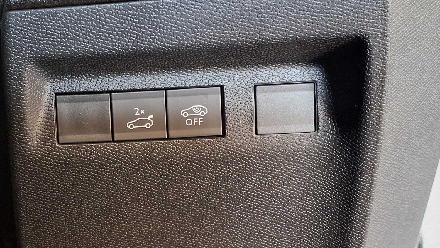 Used Vauxhall Grandland for sale - 77858268: Photo 27