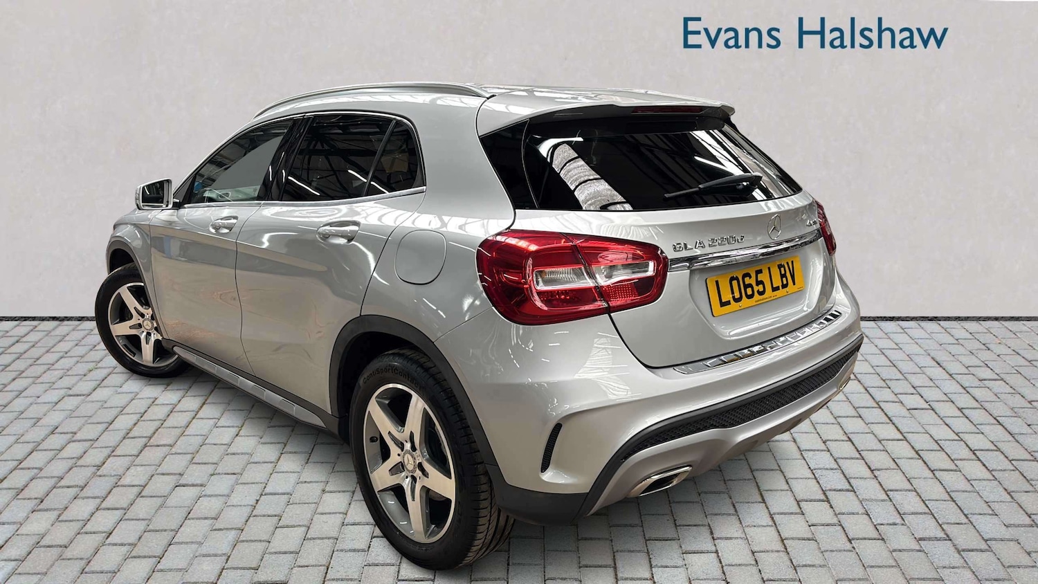 Used Mercedes-Benz GLA 2015 for sale - 78037516: Photo 2
