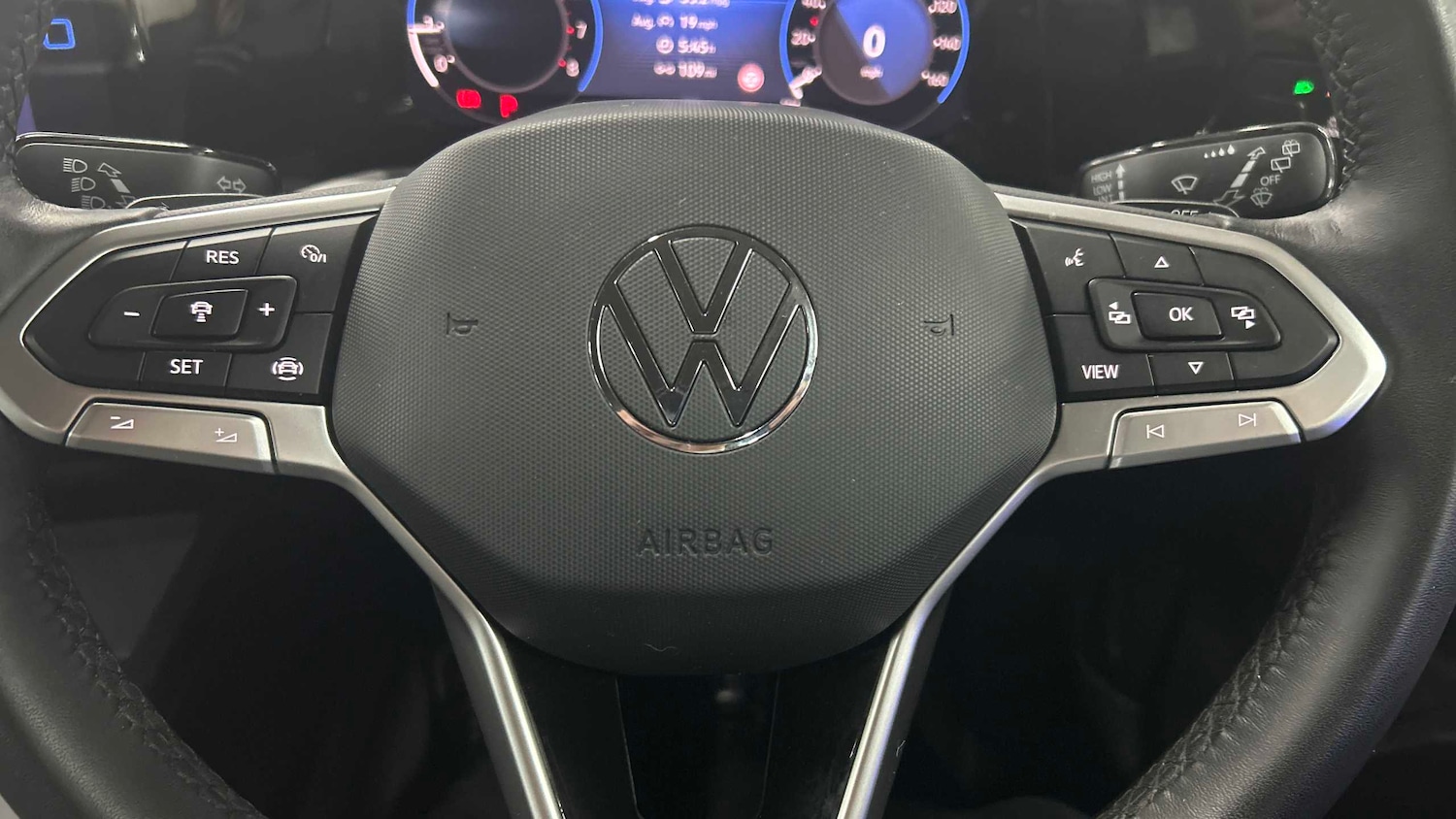 Used Volkswagen Golf 2024 for sale - 77859985: Photo 28