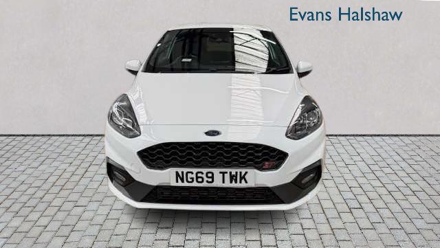 Used Ford Fiesta 2019 for sale - 77857144: Photo 4