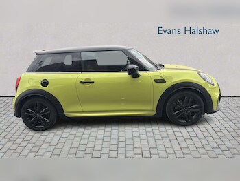 Used MINI Hatch 2023 for sale - 79251214: Photo