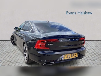 Used Volvo S90 2019 for sale - 78869460: Photo