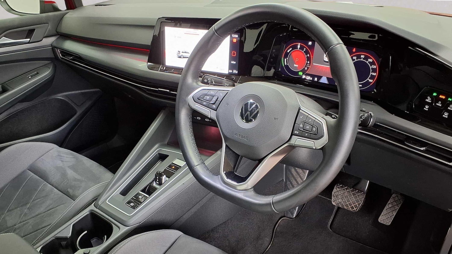 Used Volkswagen Golf 2021 for sale - 77857219: Photo 2