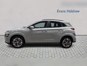 Used Hyundai KONA 2023 for sale - 77899231: Photo