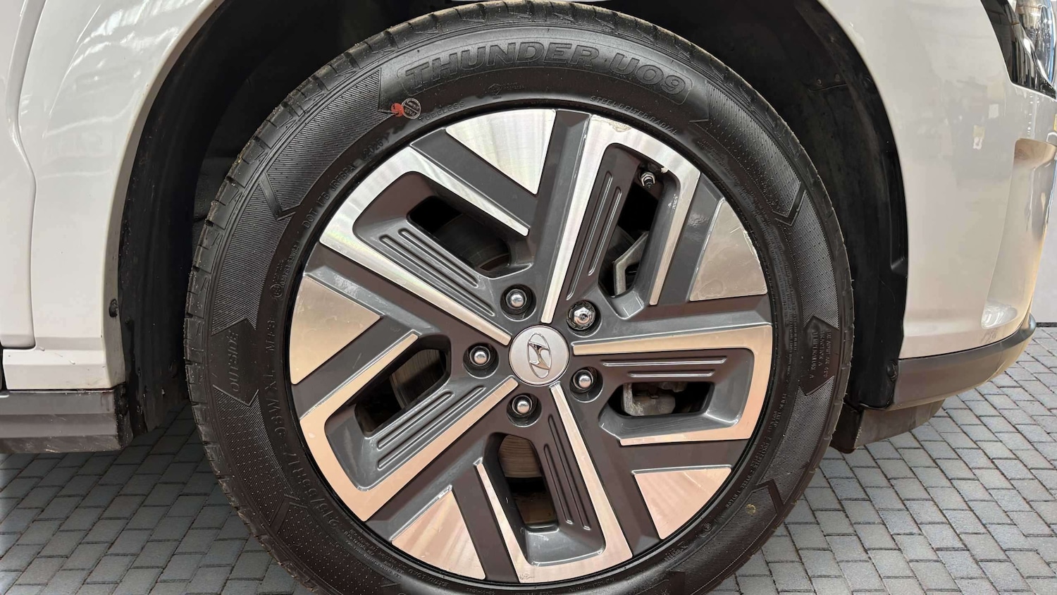 Used Hyundai KONA 2023 for sale - 77899231: Photo 6