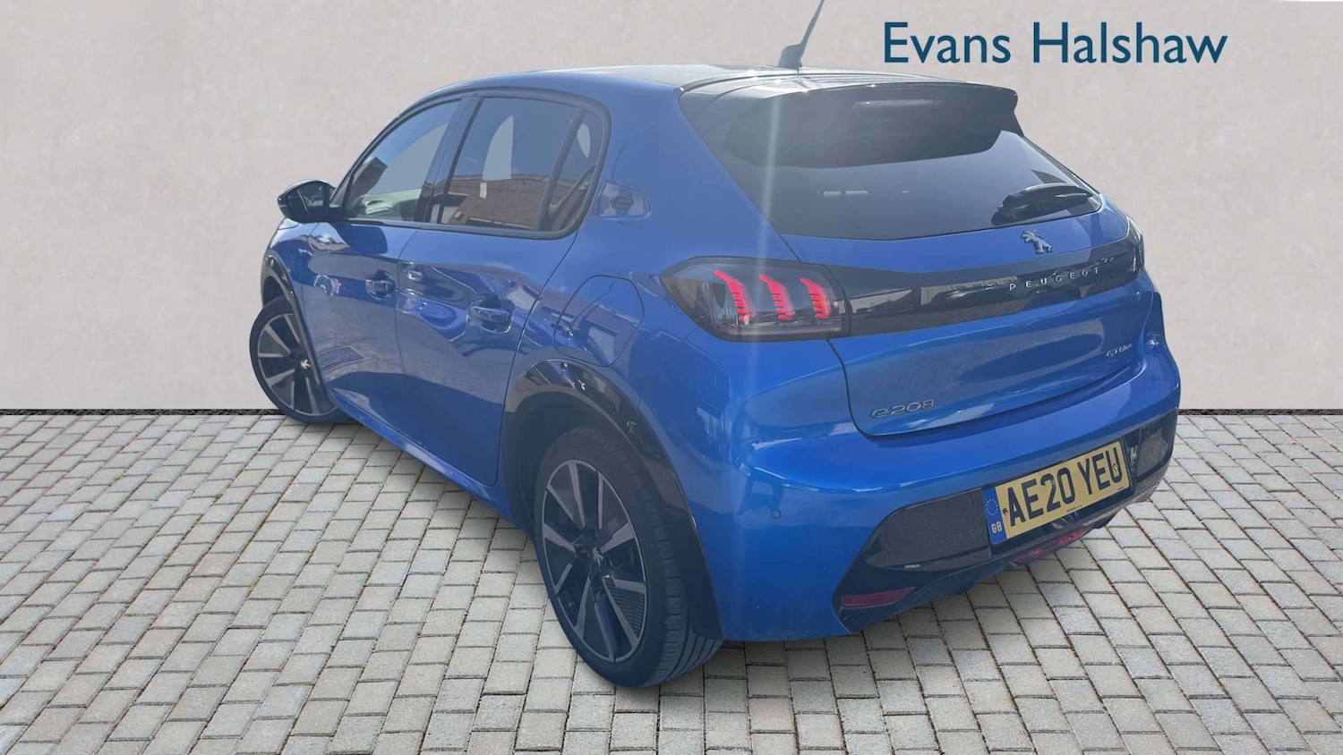 Used Peugeot 208 2020 for sale - 77856940: Photo 2