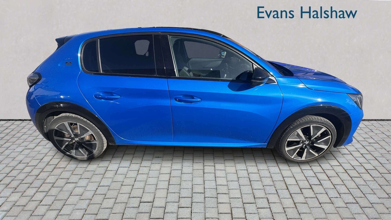 Used Peugeot 208 2020 for sale - 77856940: Photo 3