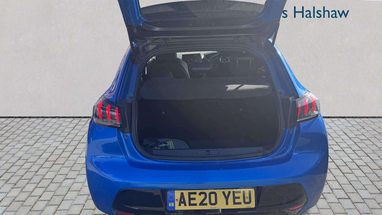 Used Peugeot 208 2020 for sale - 77856940: Photo 4