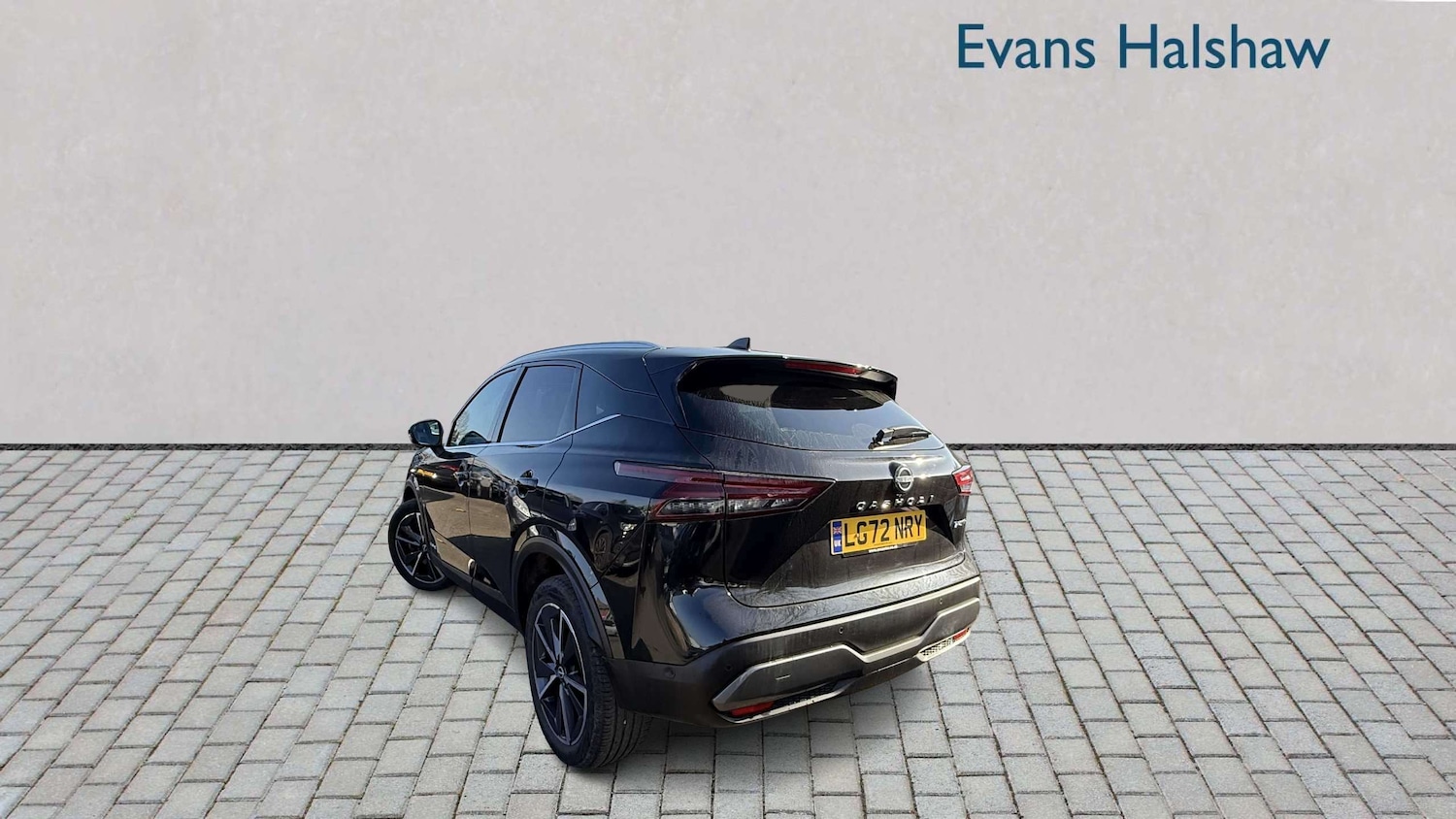 Used Nissan Qashqai 2023 for sale - 77858045: Photo 2