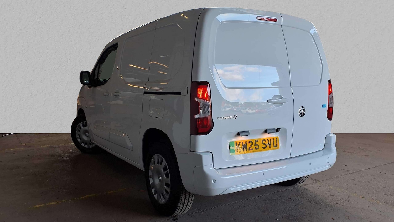 Used Vauxhall Combo 2025 for sale - 77857176: Photo 2
