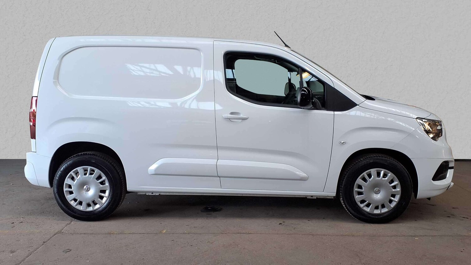 Used Vauxhall Combo 2025 for sale - 77857176: Photo 6