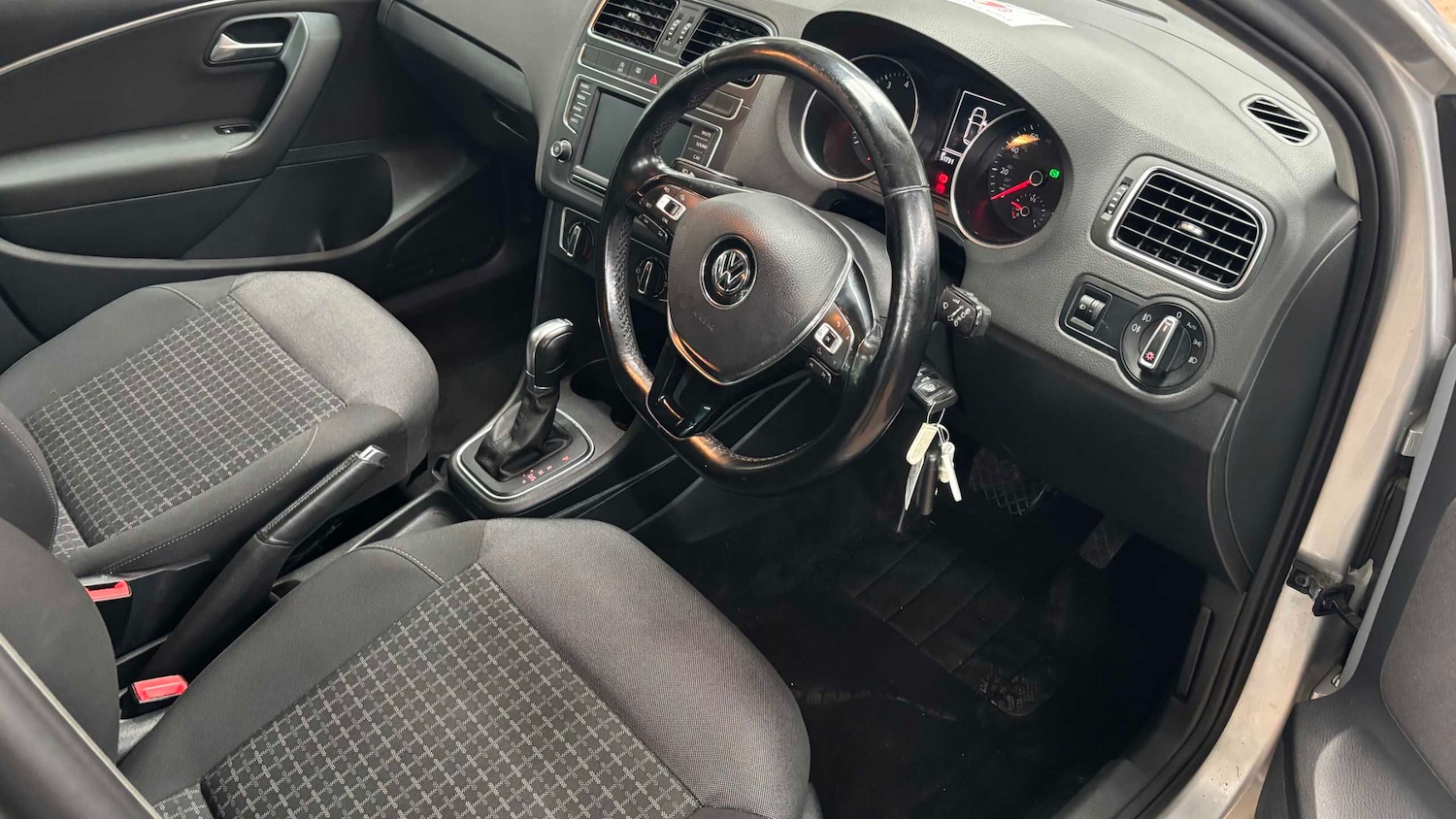 Used Volkswagen Polo 2017 for sale - 78060351: Photo 8