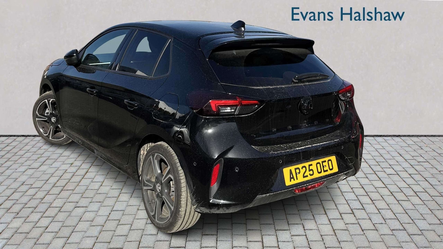 Used Vauxhall Corsa for sale - 77861719: Photo 3