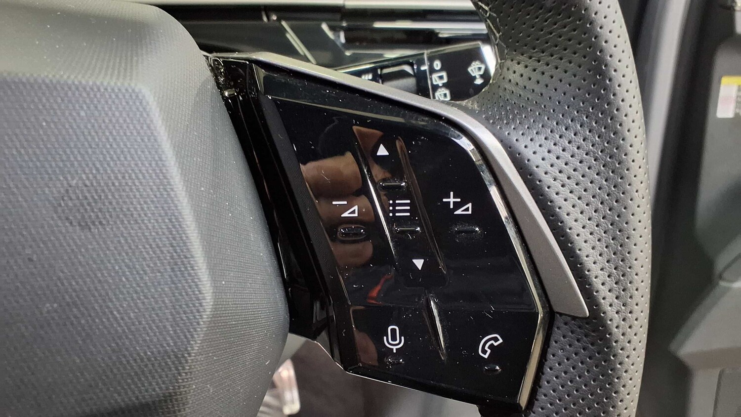 Used Peugeot 5008 2025 for sale - 77886171: Photo 17