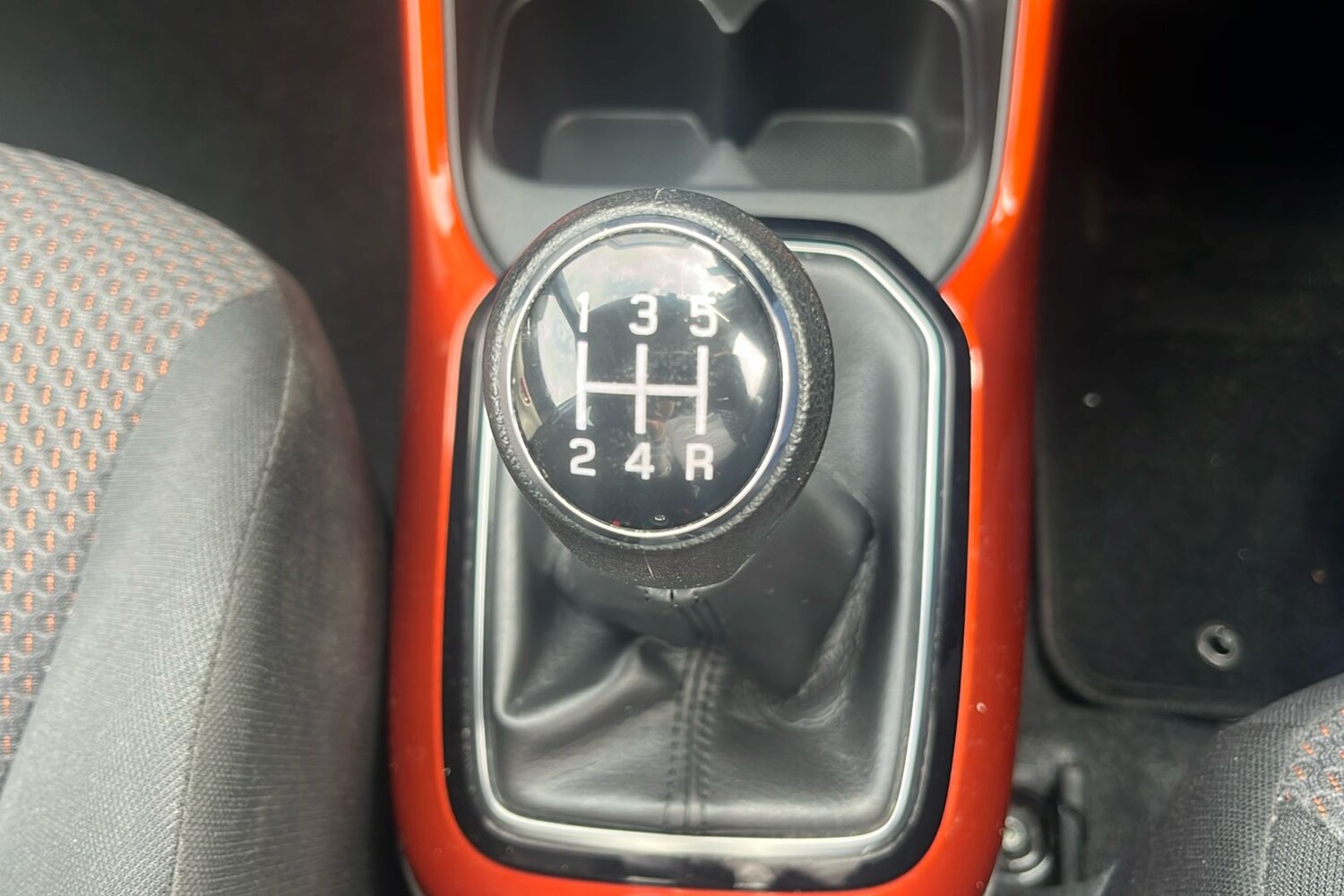 Used Suzuki Ignis 2018 for sale - 75855646: Photo 38