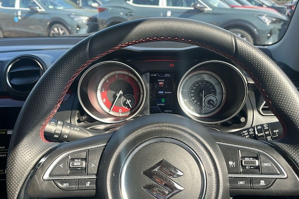 Used Suzuki Swift 2022 for sale - 76163893: Photo 19