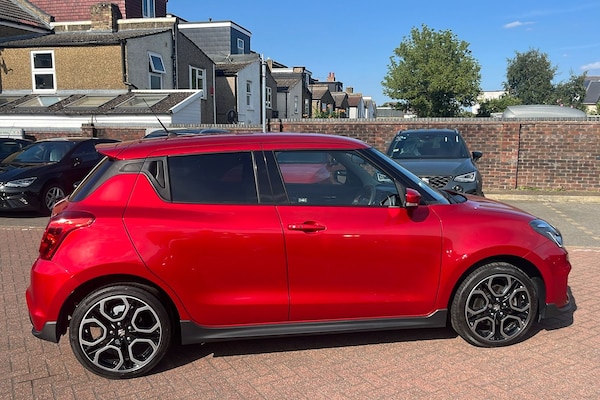 Used Suzuki Swift 2022 for sale - 76163893: Photo 6