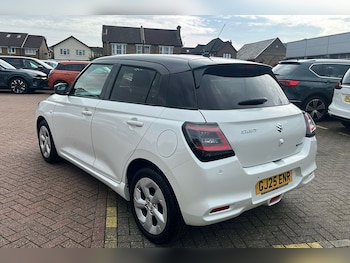Used Suzuki Swift 2025 for sale - 75891401: Photo