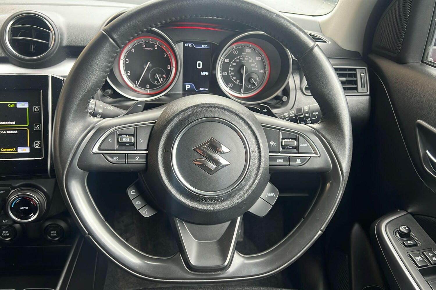 Used Suzuki Swift 2023 for sale - 77508322: Photo 35