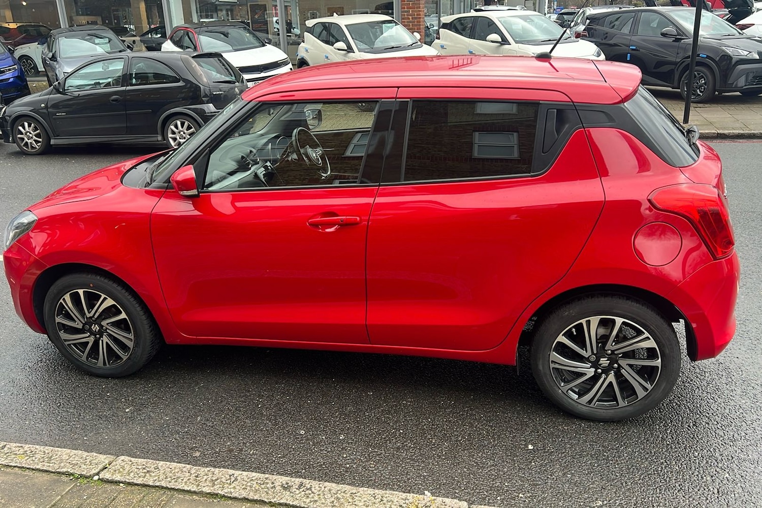 Used Suzuki Swift 2023 for sale - 77508322: Photo 45