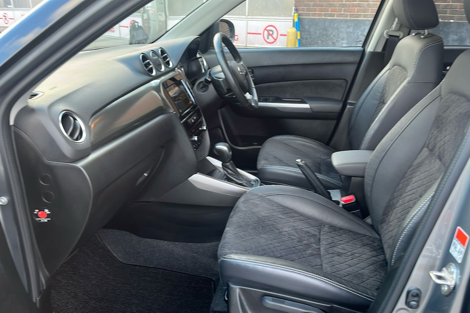 Used Suzuki Vitara 2023 for sale - 77012230: Photo 3