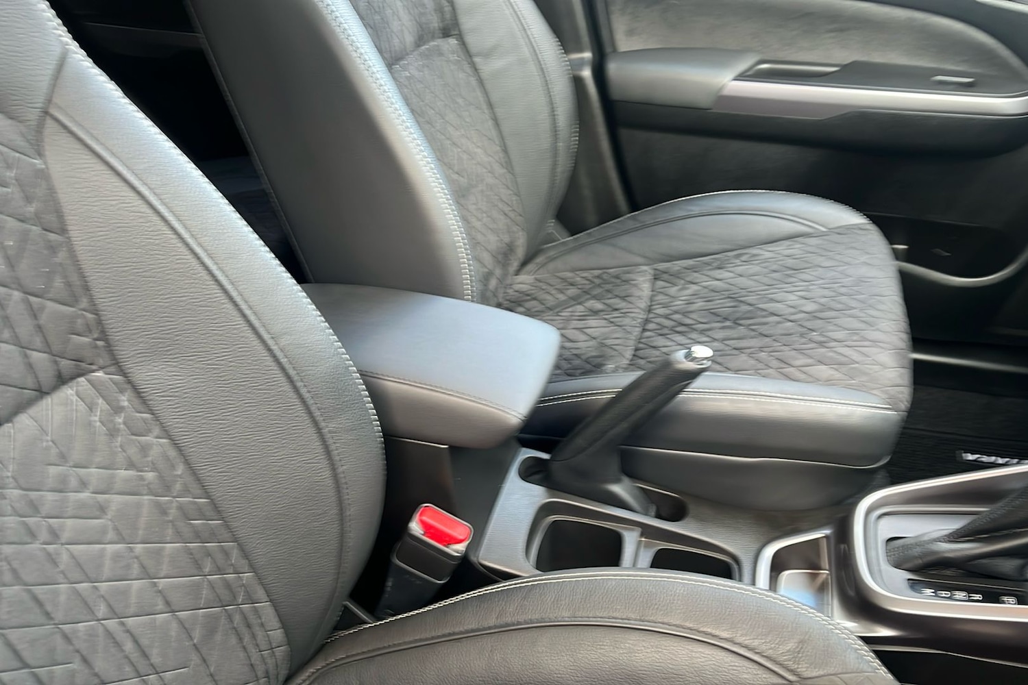 Used Suzuki Vitara 2023 for sale - 77012230: Photo 53