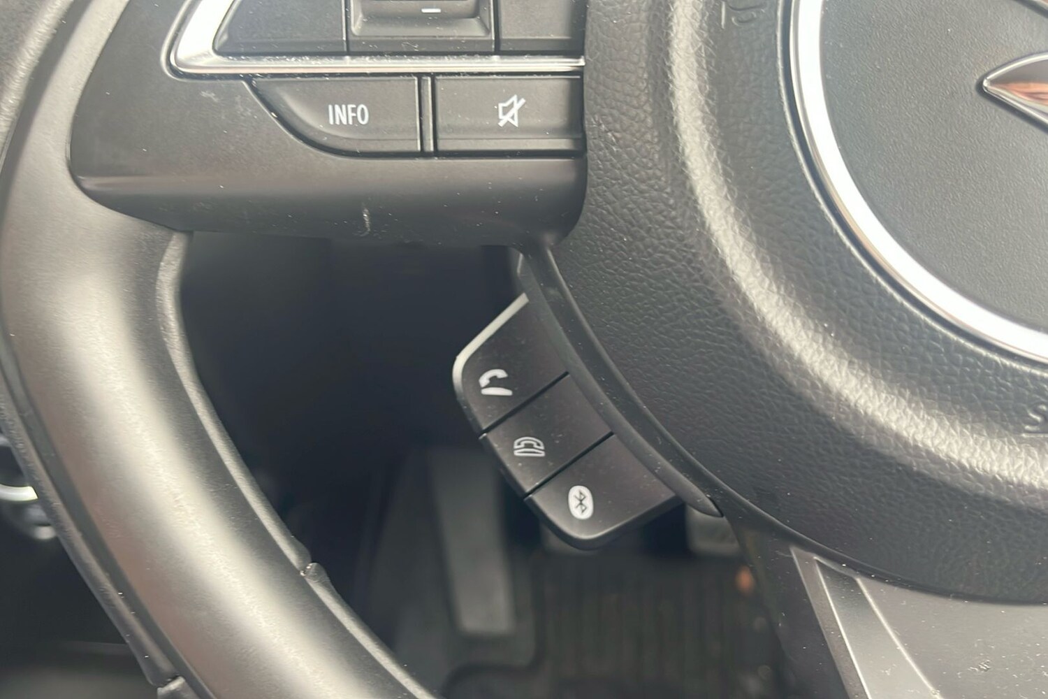 Used Suzuki Swift 2022 for sale - 76374582: Photo 47