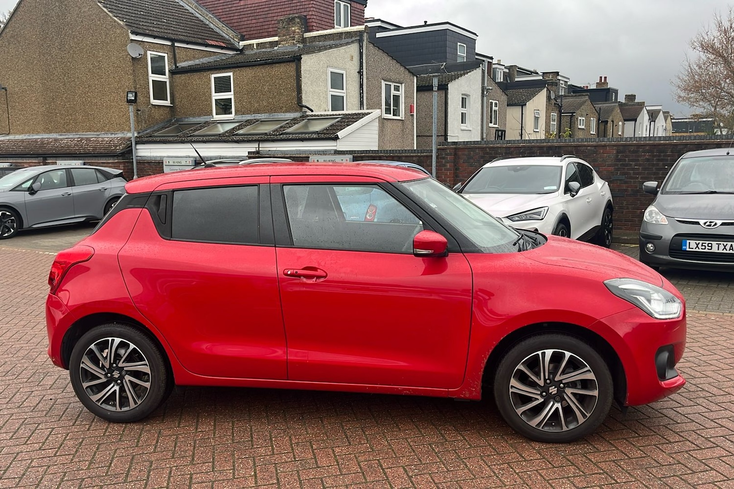 Used Suzuki Swift 2022 for sale - 76374582: Photo 6