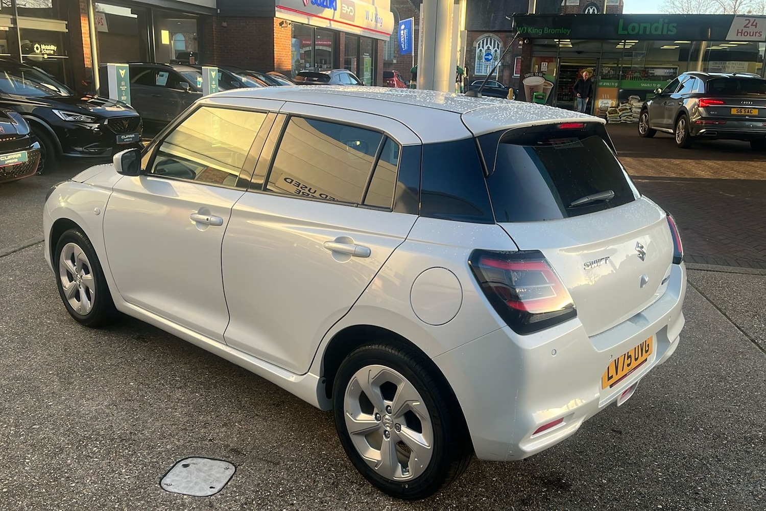 Used Suzuki Swift 2025 for sale - 76845741: Photo 2