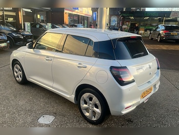 Used Suzuki Swift 2025 for sale - 76845741: Photo