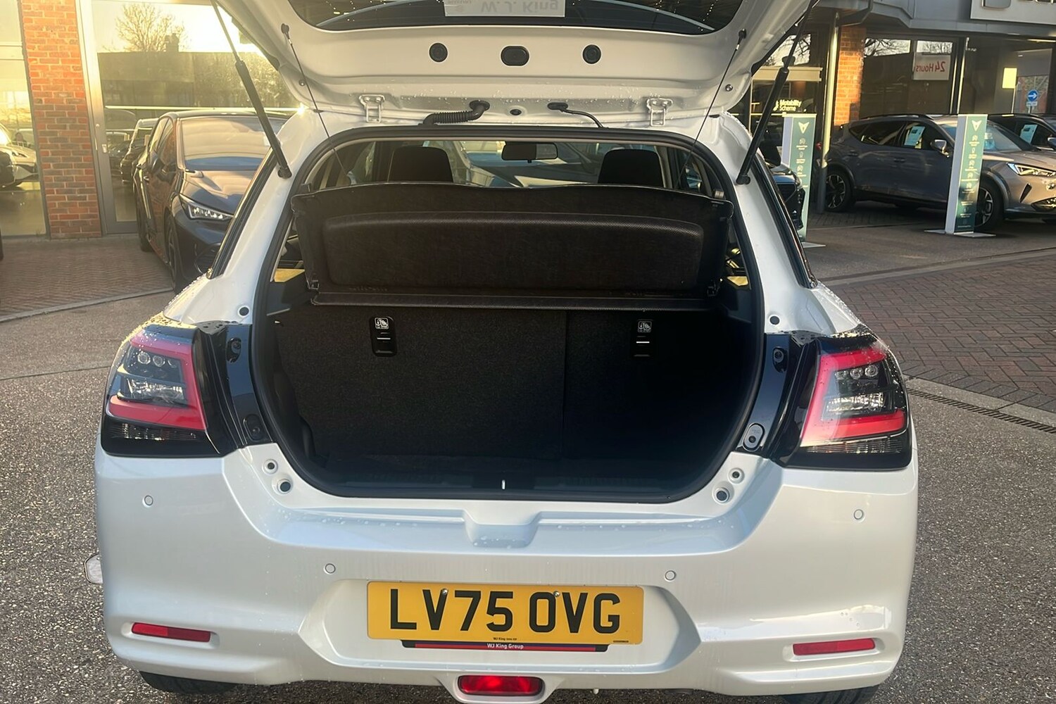 Used Suzuki Swift 2025 for sale - 76845741: Photo 35