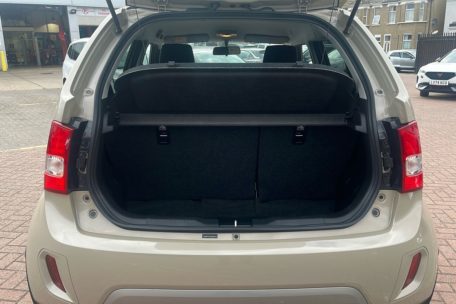 Vehicle 27