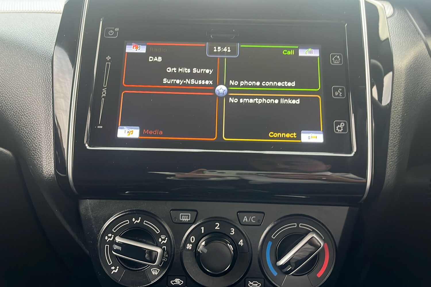 Used Suzuki Swift 2023 for sale - 76380253: Photo 14