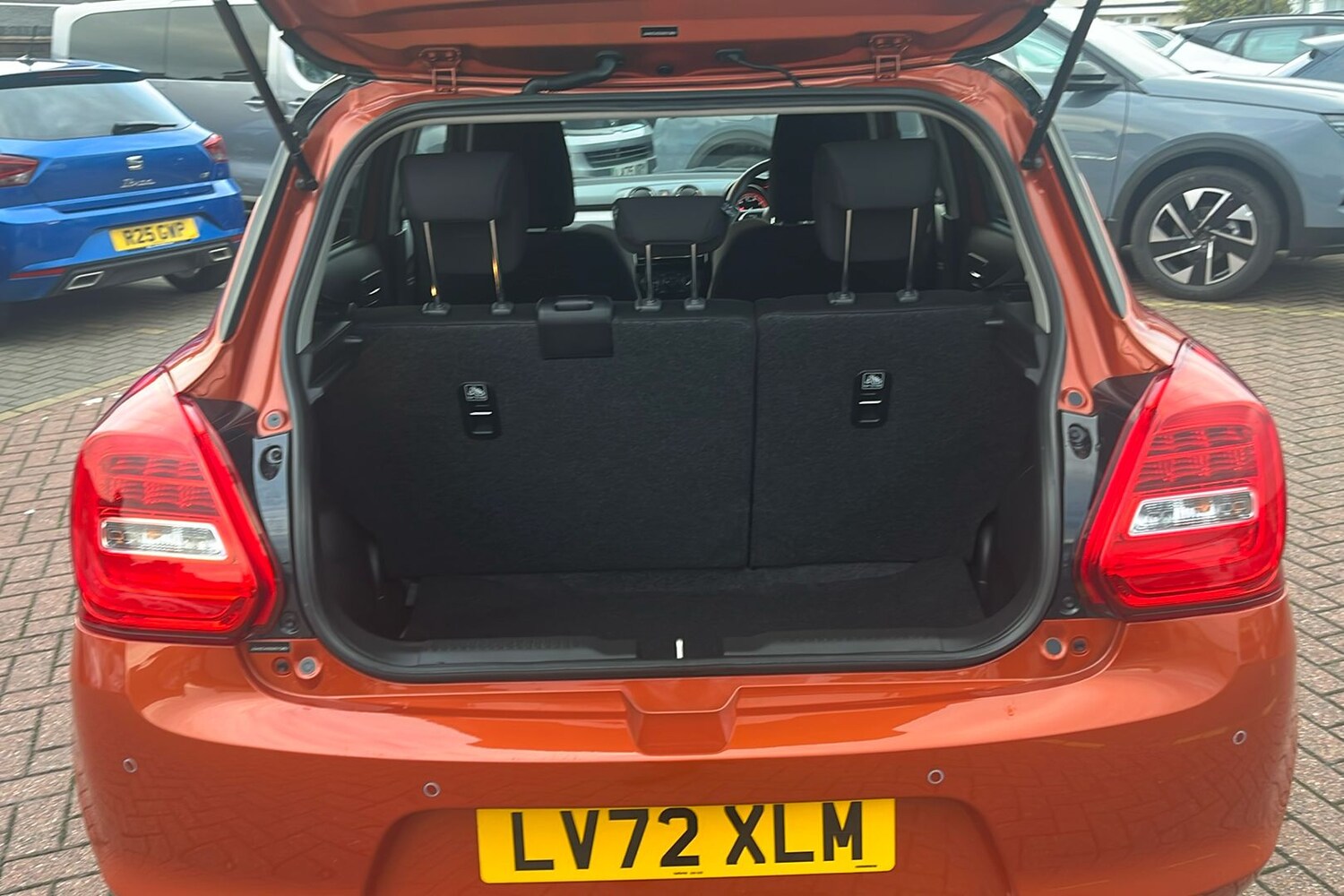 Used Suzuki Swift 2023 for sale - 76380253: Photo 27