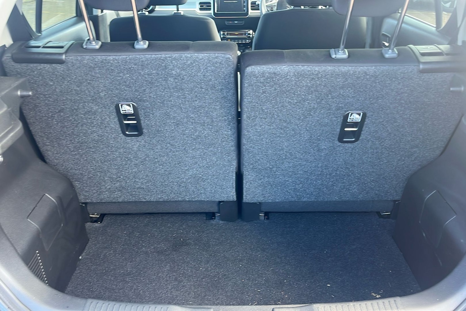 Used Suzuki Ignis 2023 for sale - 76376635: Photo 12