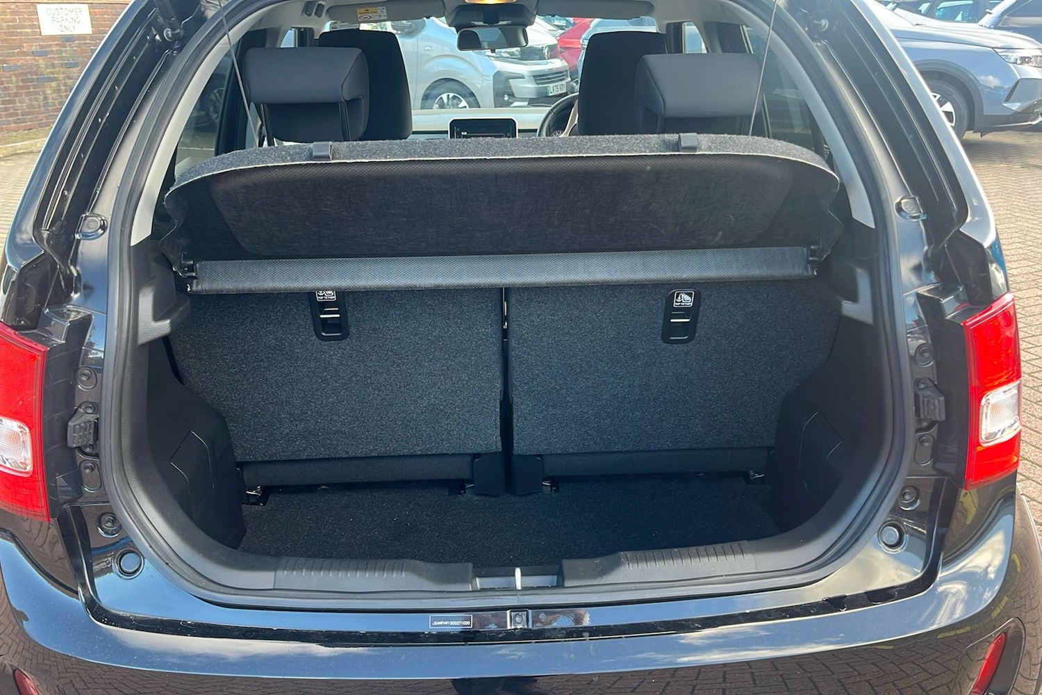 Used Suzuki Ignis 2023 for sale - 76376635: Photo 35