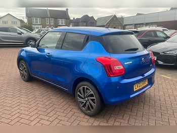 Used Suzuki Swift 2022 for sale - 76119940: Photo