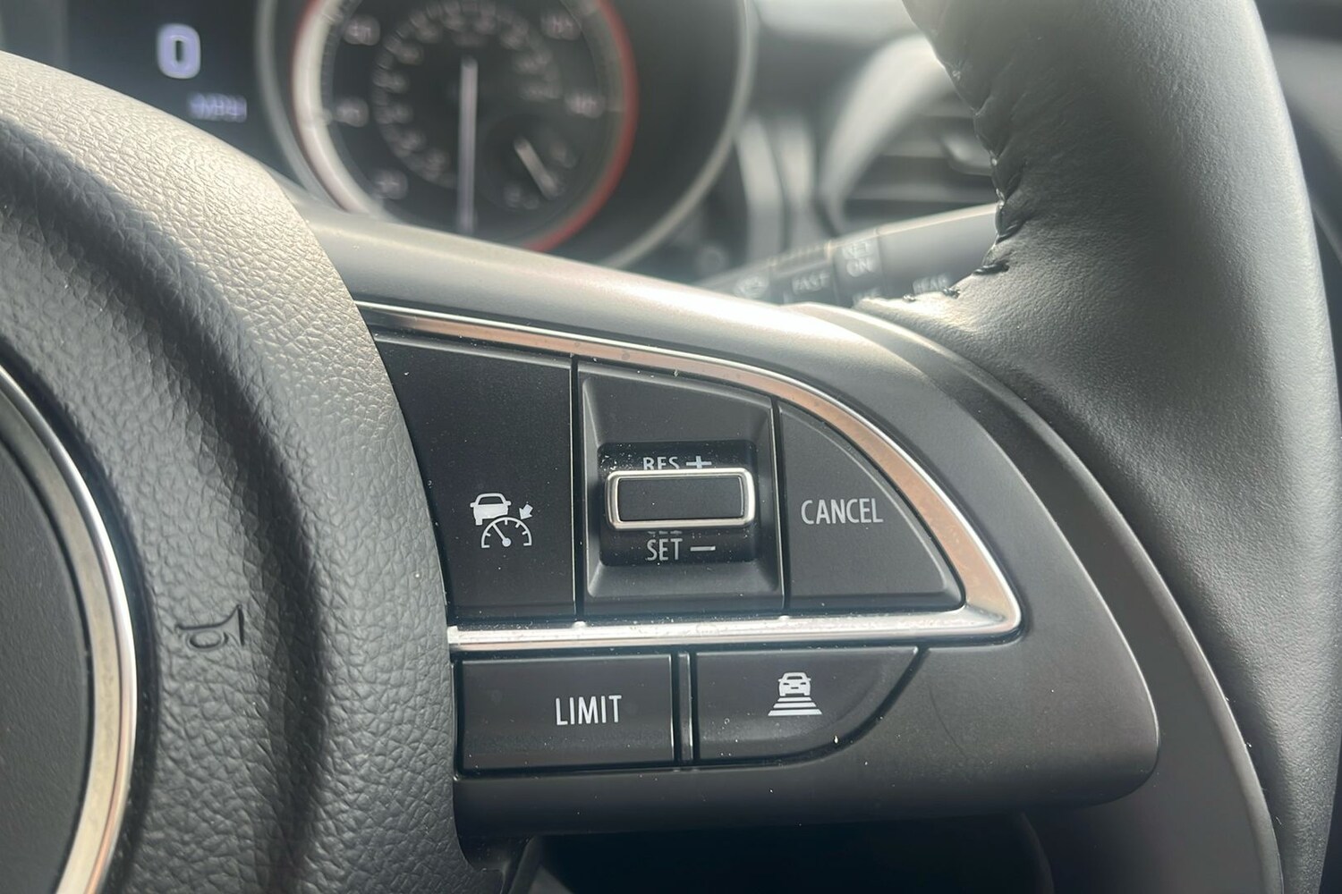 Used Suzuki Swift 2022 for sale - 76119940: Photo 47