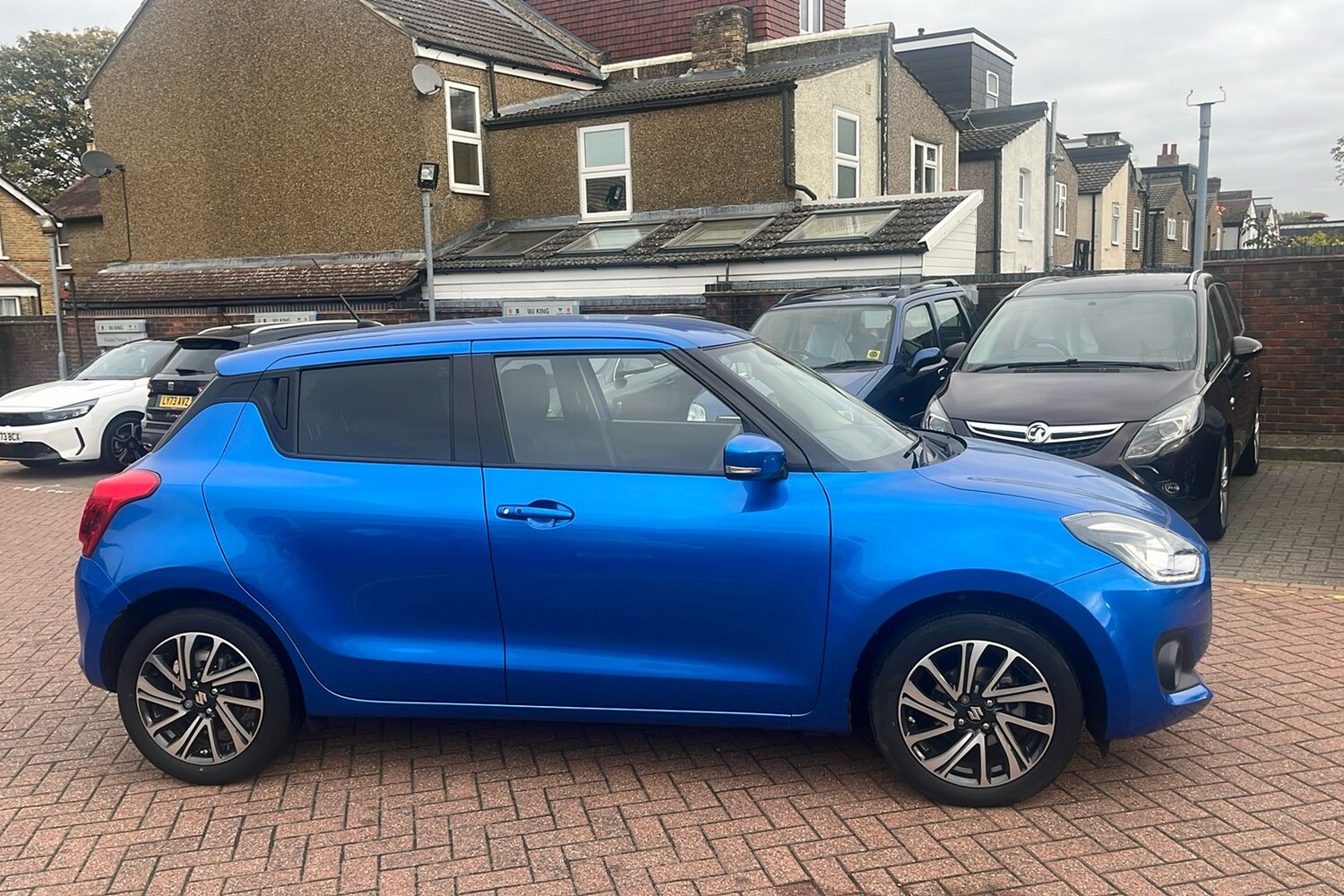 Used Suzuki Swift 2022 for sale - 76119940: Photo 6