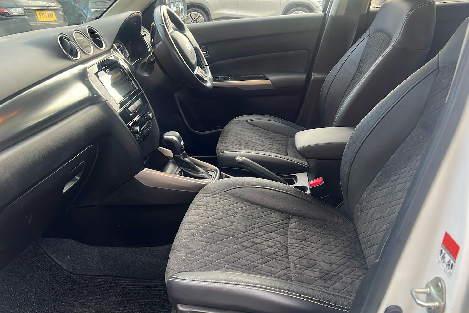 Used Suzuki Vitara 2022 for sale - 76831305: Photo 3