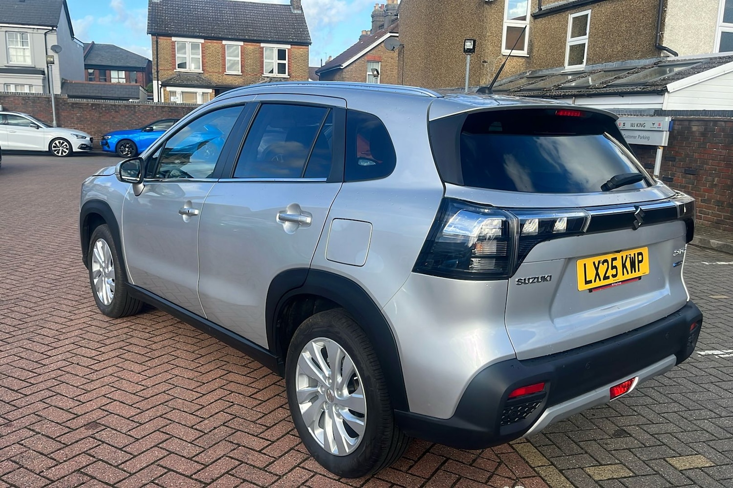 Used Suzuki SX4 S-Cross 2025 for sale - 76243418: Photo 2